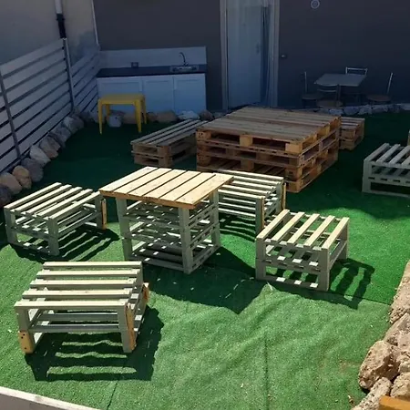 Monolocale Con Veranda